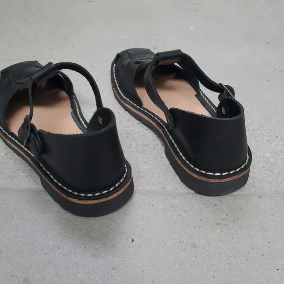 Artisan Fisherman Leather Sandals - Picture 5 of 9